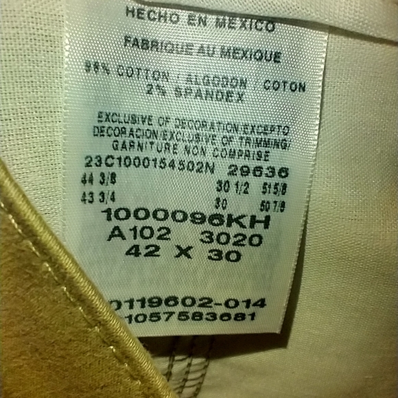 NWT Wrangler Riata Flat Front Relaxed Fit Chino Pants Men's sz 42X30. - Picture 6 of 9